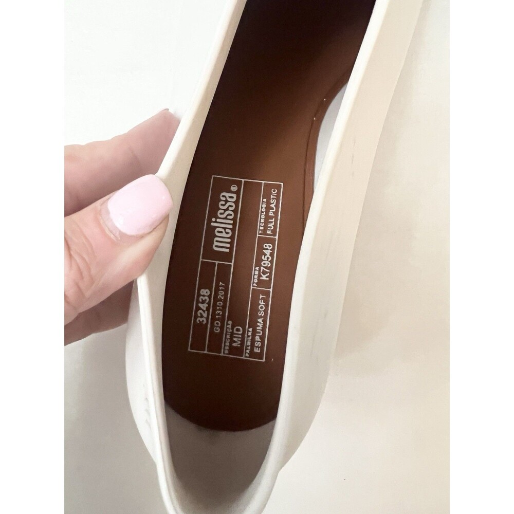 Melissa Mid Bootie Size 7 38 White Rubber Heels Ankle Boots Pull on Waterproof - Picture 5 of 11